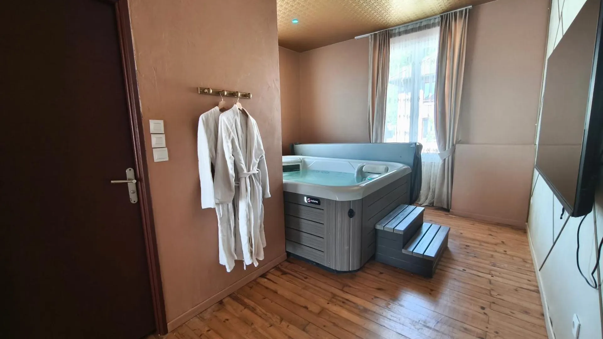 Suite Sultan By Les Spa De Venus Charavines Love hotel